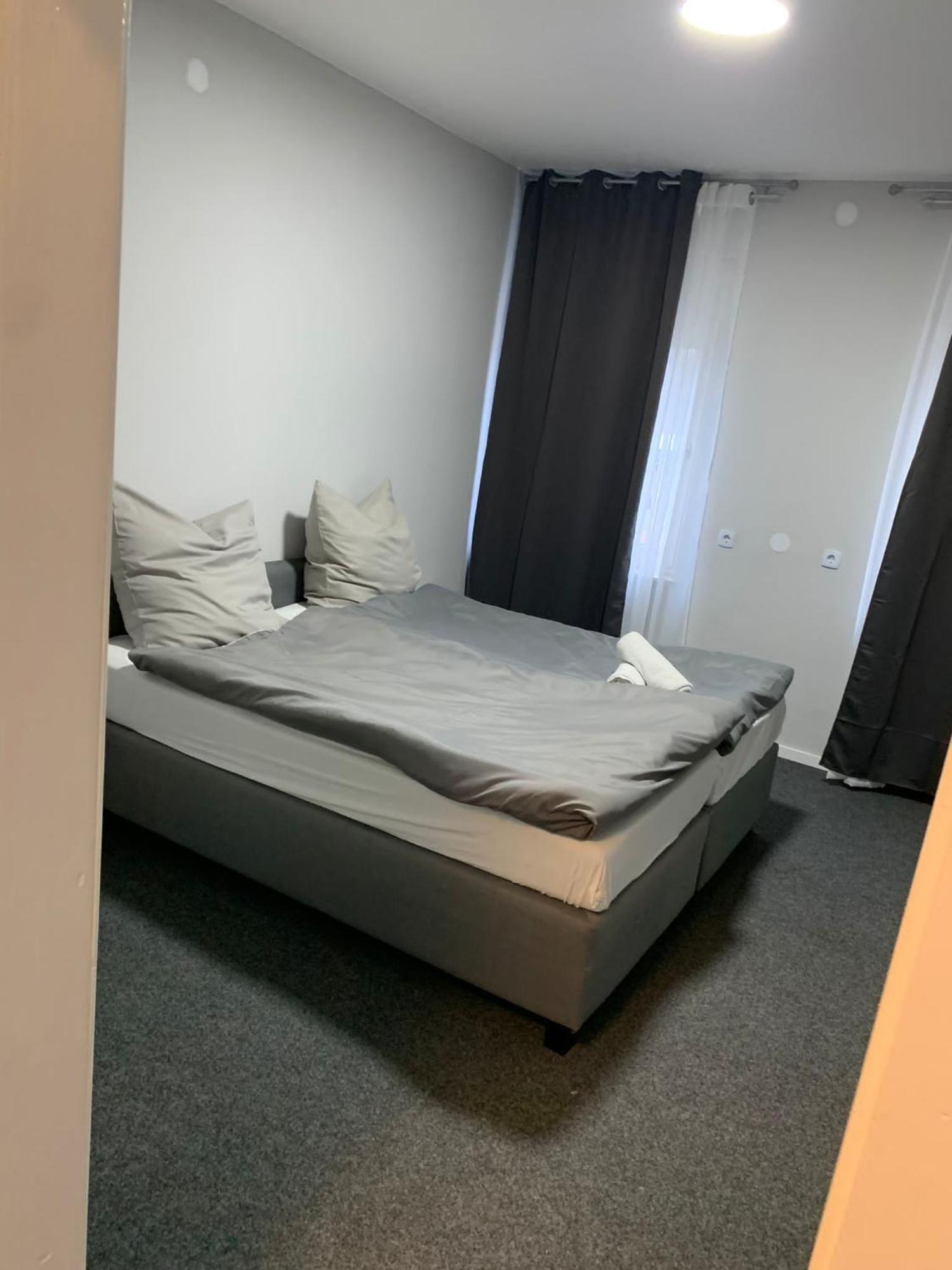 Pension Kluse I Alle Doppel Boxspringbetten Koennen Getrennt Und Als Einzelbett Aufgestellt Werden Iserlohn Exterior photo